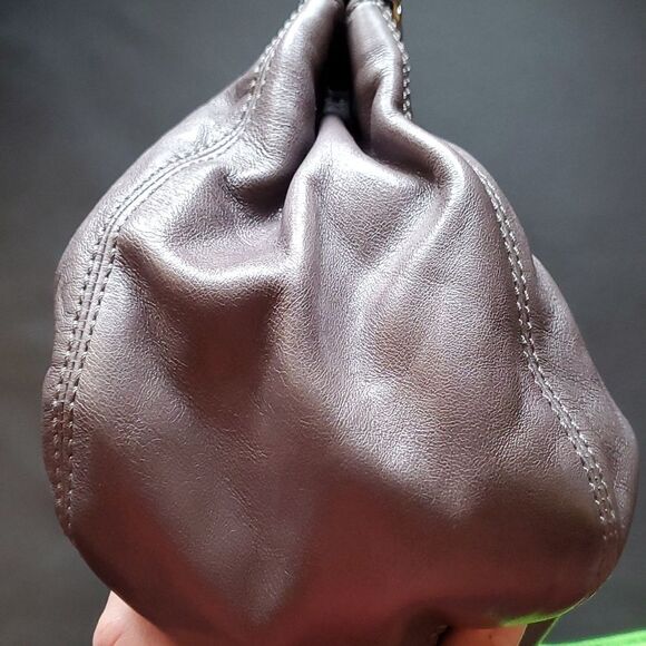 COACH Garnet Turn Lock Purse Satchel in Gray Leather Lavender Purple lining NWOT - Picture 8 of 16